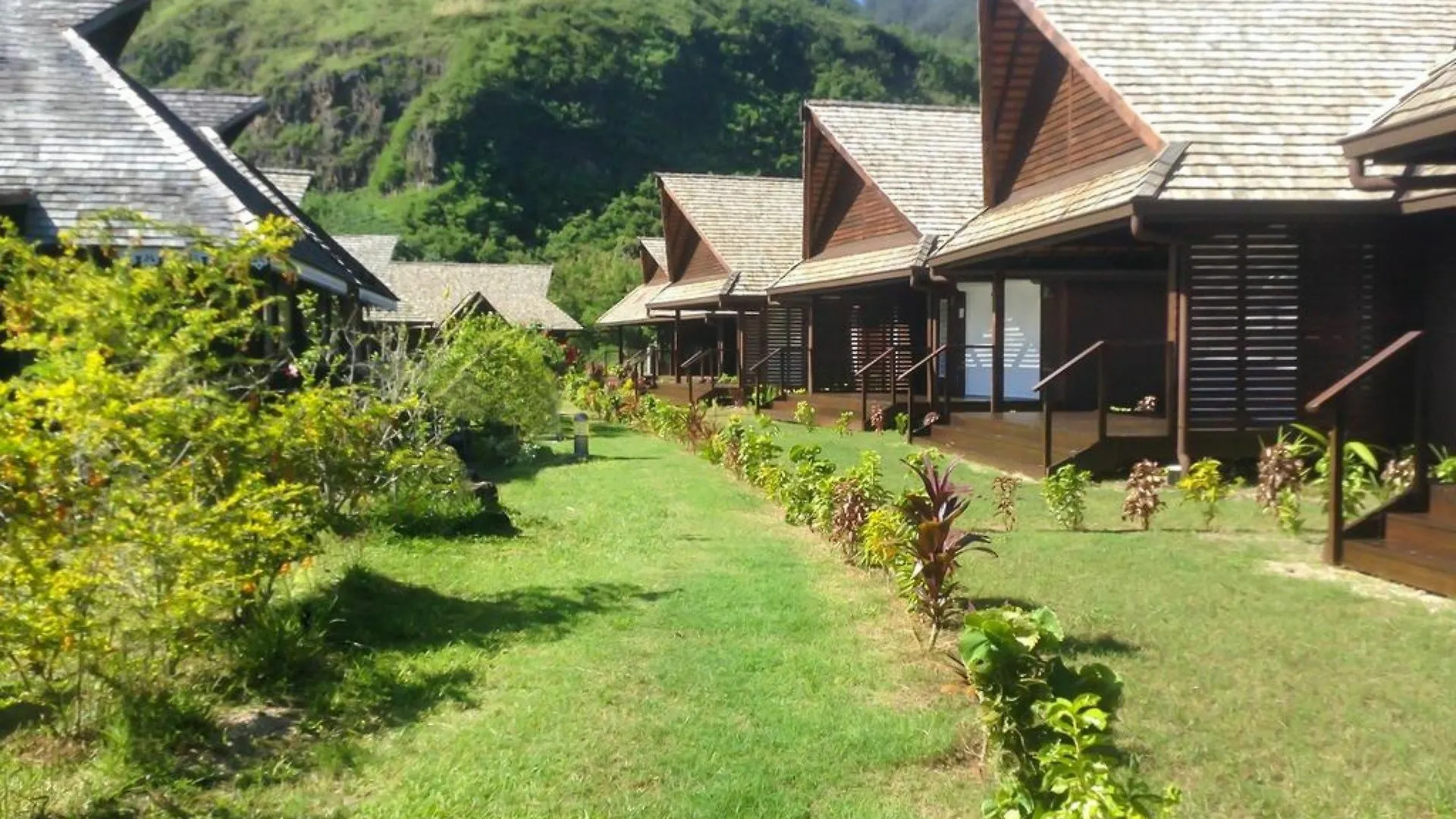 *** Apartahotel Moorea Sunset Beach Haapiti Polinesia Francesa