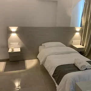 https://la-veranda-hotel.larnacahotels.org